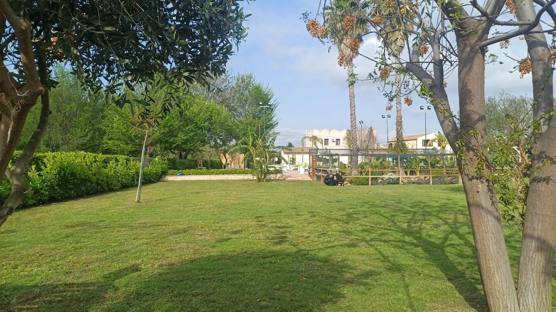 Brunello Con Veranda E Piscina Condivisa Santa Lucia  Santa Lucia (Sicily)